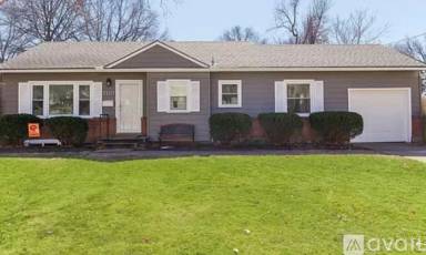 Main picture of 5201 W 55th St