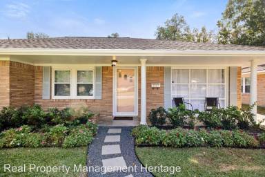 Main picture of 2007 Woodcrest Dr
