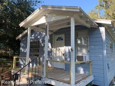 Main picture of 2422 Montclair Rd