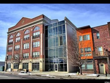 Main picture of 4276 S Main St