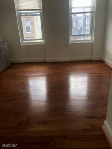 Main picture of 1818 Centre St