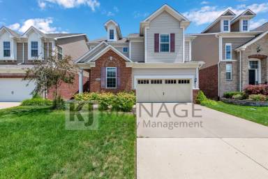 Main picture of 49552 Harrier Pl