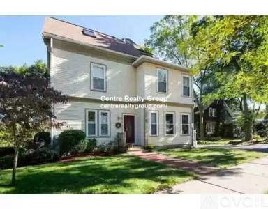 Main picture of 72 Ripley St