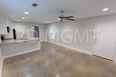 Main picture of 101 Canton Ave