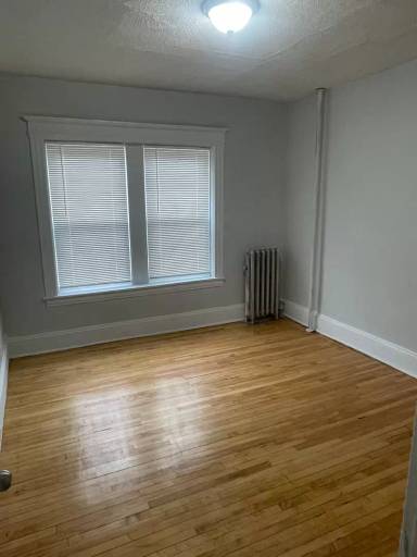 Main picture of 176 Oakland St