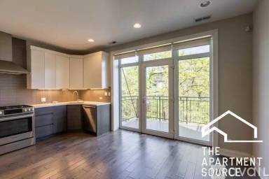 Main picture of 317 W Evergreen Ave