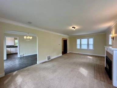 Main picture of 900 17th St