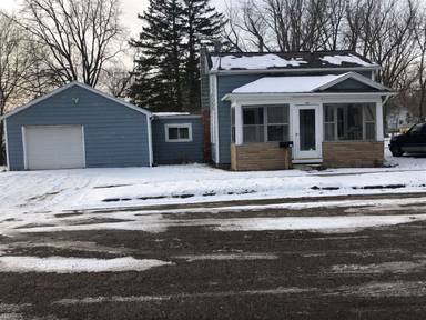 Main picture of 324 Mitchell St