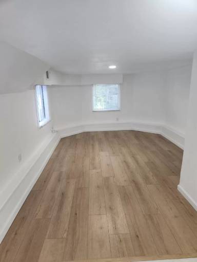 Main picture of 2827 D St