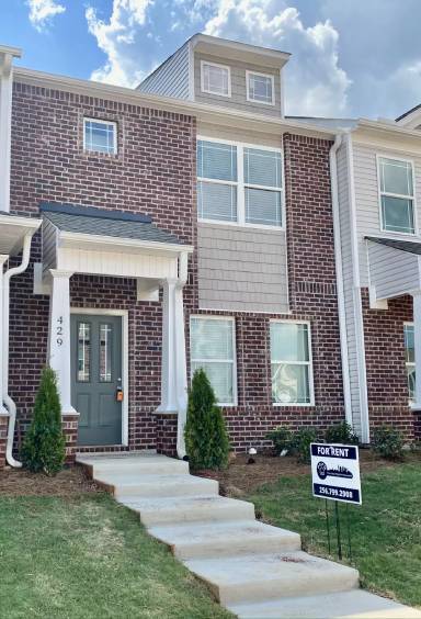 Main picture of 101 Woodsbrook Pl SW