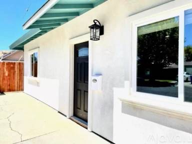 Main picture of 481 McKnight Ln