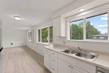 Main picture of 3223 N 7th St