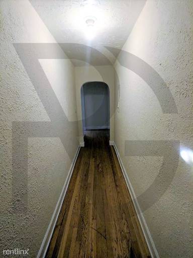 Main picture of Arlington Building