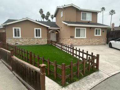 Main picture of 648 Arrowhead Dr