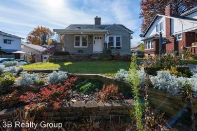 Main picture of 3015 Hull Ave