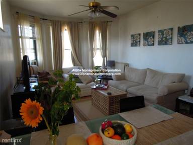 Main picture of 1412 Commonwealth Ave