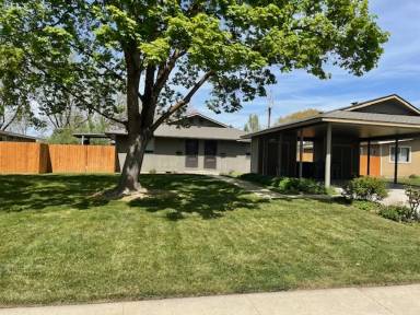 Main picture of 4822 W Bethel St