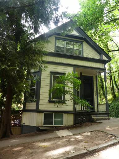 Main picture of 1938 SW 13th Ave