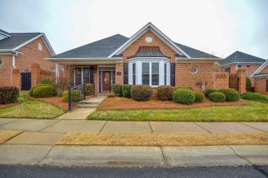 Main picture of 986 Blakeley Walk