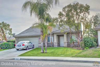 Main picture of 5401 Coastal Wind St