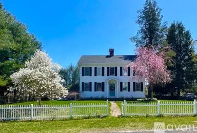Main picture of 110 Signal Hill Rd