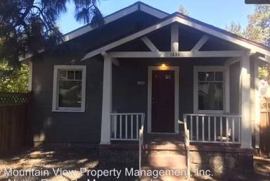 Main picture of 1422 NW Newport Ave