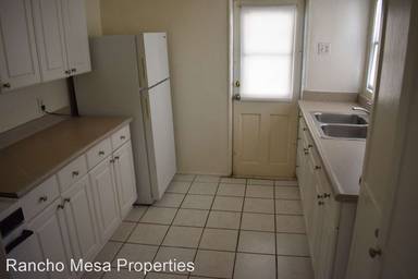 Main picture of 2614 University Ave