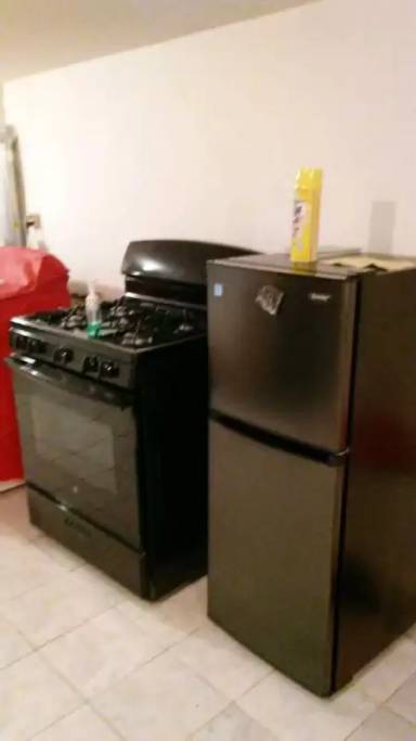 Main picture of 118 218 St