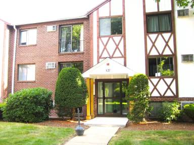 Main picture of 127 King St