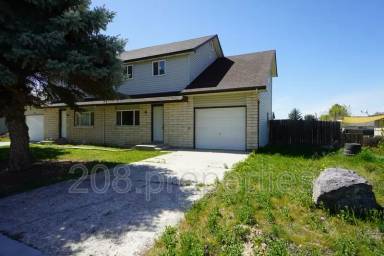 Main picture of 3695 S Gulley Ave