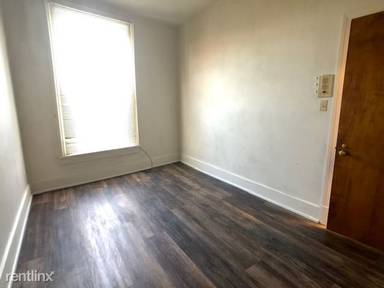 Main picture of 145 Center St