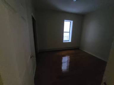 Main picture of 297 Riverdale Ave