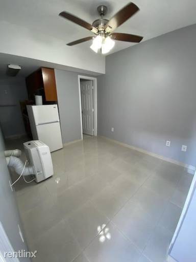 Main picture of 16236 SW 81st Ter