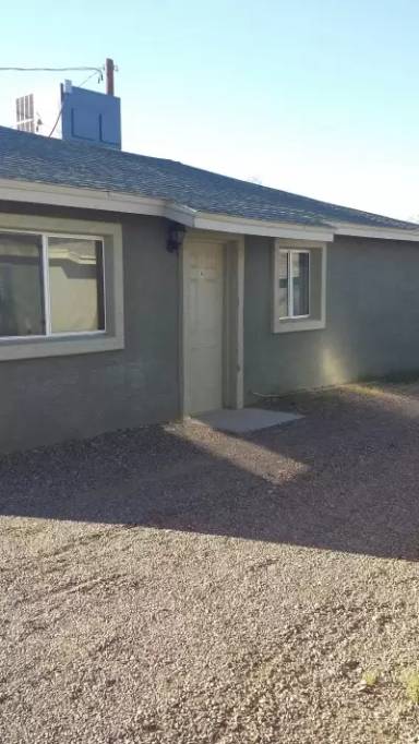 Main picture of 726 E Mobile Ln