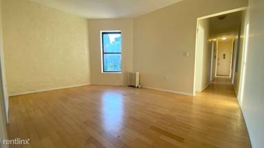 Main picture of 231 E 12th St