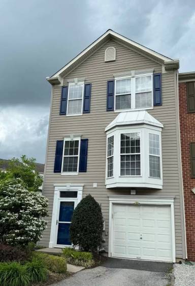 Main picture of 80 Alexis Dr