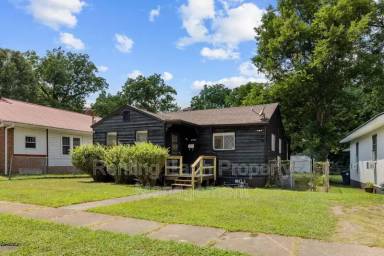 Main picture of 6724 2nd Ave S