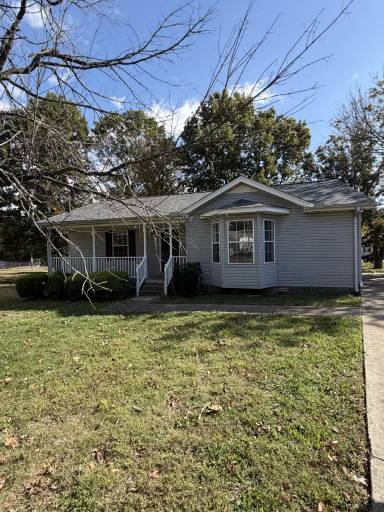 Main picture of 304 Clearlake Ct