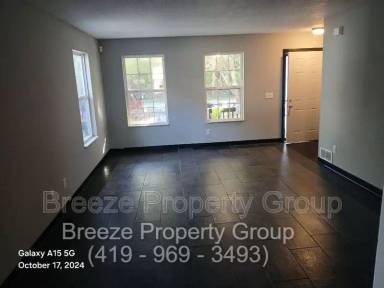 Main picture of 470 Chicago Ave