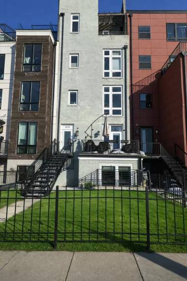 Main picture of 3525 14th St NW