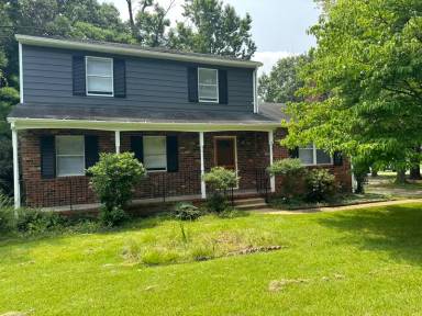 Main picture of 3845 Meadowdale Blvd