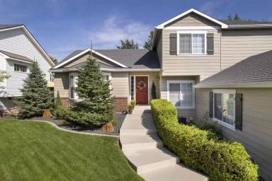 Main picture of 806 N Knudson St