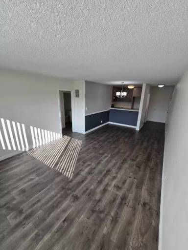 Main picture of 6064 Whitsett Ave