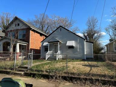 Main picture of 2715 5th Ave