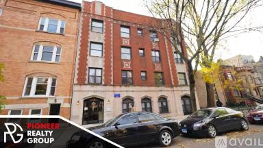Main picture of 635 W Barry Ave