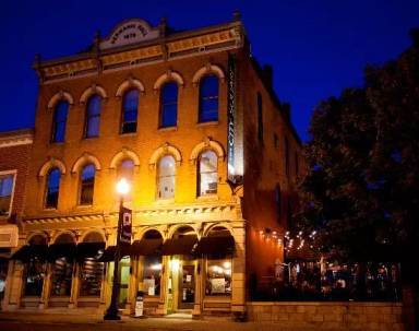 Main picture of 146 South Market Street - 250