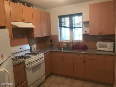 Main picture of 2469 W 2nd St