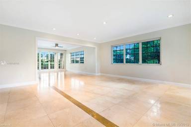 Main picture of 5825 Alton Rd