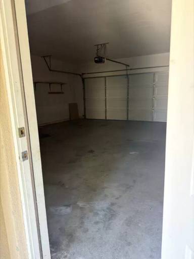 Main picture of 737 S Walnut Ave