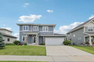 Main picture of 9911 Bronze Leaf Ln